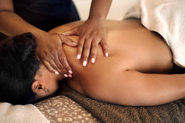 Benefits of the descontracturante massage therapy